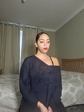 QueenTricks1's cam snapshot