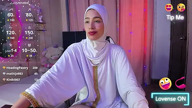 ShanaJamil's cam snapshot