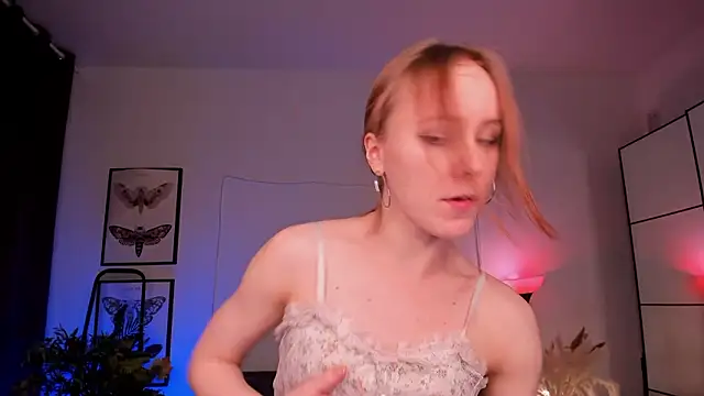 LilianKroft live sex cam