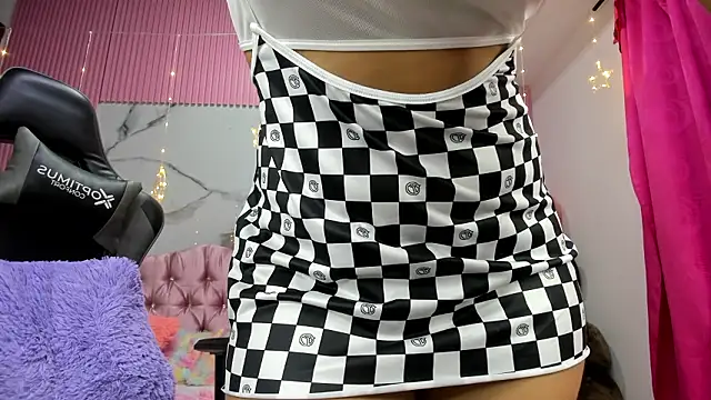 Mindy_19's cam snapshot