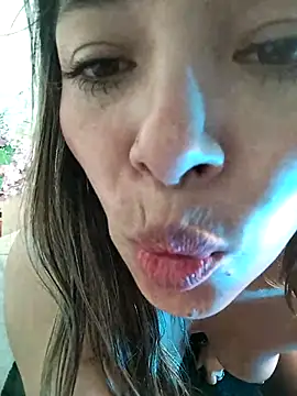 Kiaraa88's cam snapshot