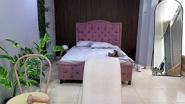 camil_milfdream's cam snapshot