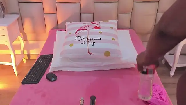 dakhota___'s cam snapshot