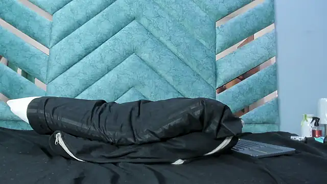 AngelineJolie's cam snapshot