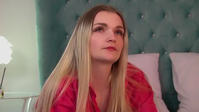 AnnyRaii's cam snapshot