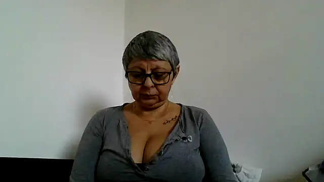 roseblak42 live sex cam