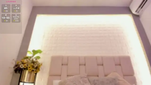 paola_blake's cam snapshot