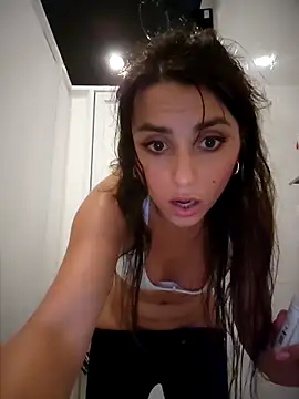 Izabella_Bella live sex cam