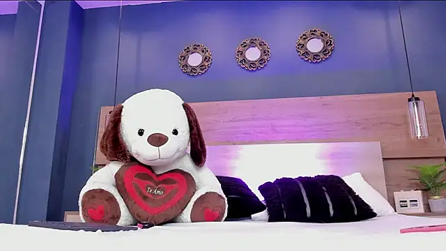 SusanAdams1's cam snapshot