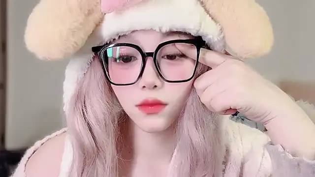 fayebabe's cam snapshot