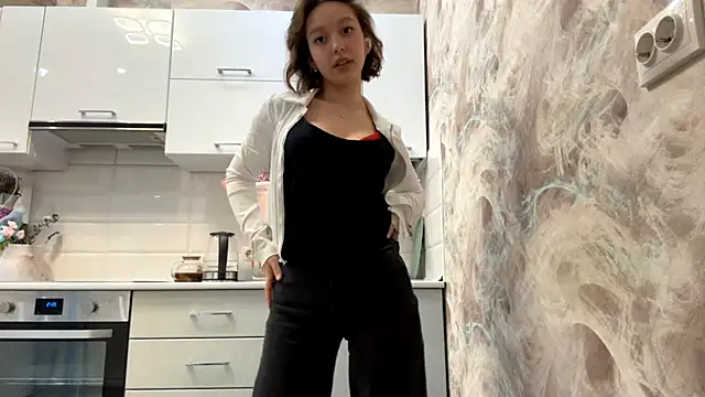 Eliza_Perucves's cam snapshot