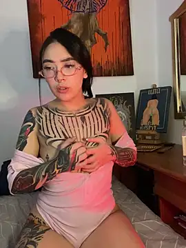 PUFF_BUNNY's cam snapshot