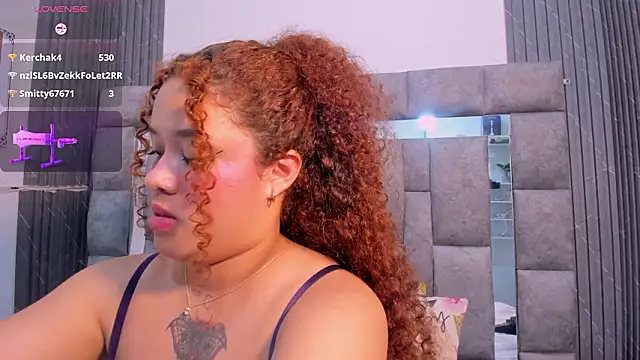 zulyjones live sex cam