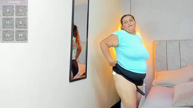 zara_milf's cam snapshot