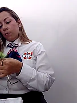 Katalina_S3xy's cam snapshot