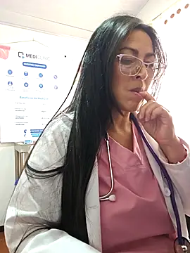 JustSamantha_'s cam snapshot