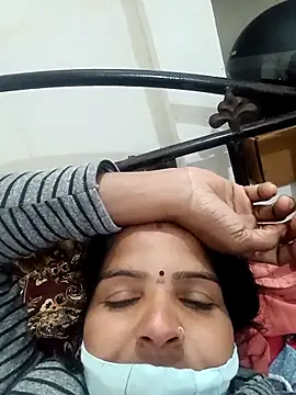 punamji_sexe's cam snapshot