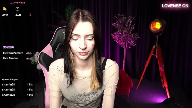 Trix_Void's cam snapshot