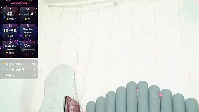 lakshmiraniii's cam snapshot