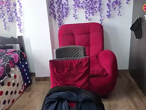 xxxMilexxx's cam snapshot