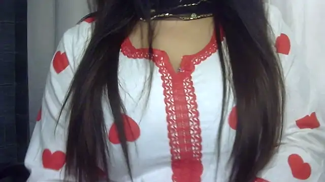 Naughty-Riya's cam snapshot