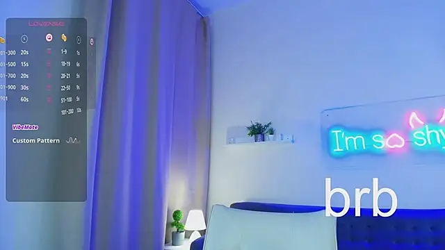 arielabradberry's cam snapshot