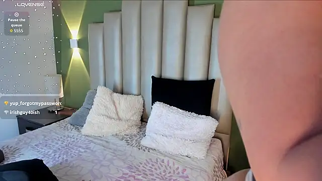 Emmawattsom's cam snapshot