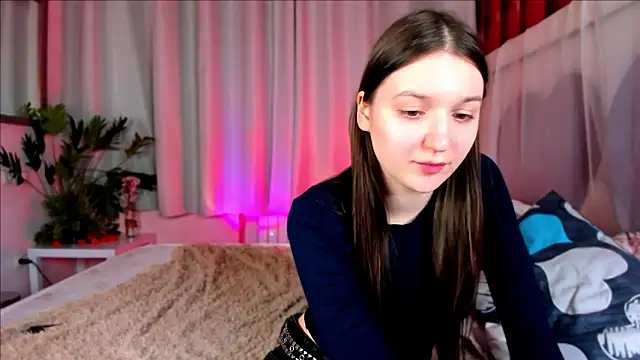 Raven_Crowe's cam snapshot