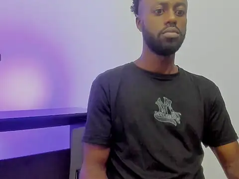 BenhtenBlack25's cam snapshot