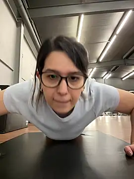 amooraaamoon's cam snapshot