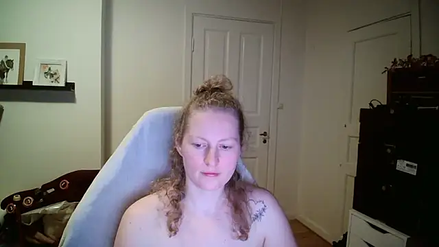 Girlnina-1995's cam snapshot