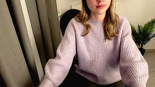 Just_L0VE_me's cam snapshot