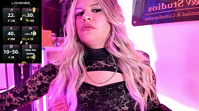 mistressparty's cam snapshot