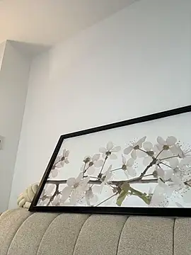 Gaby_zahir_'s cam snapshot