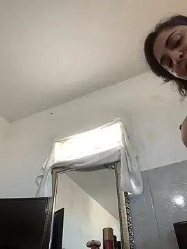 Gabrielleof's cam snapshot