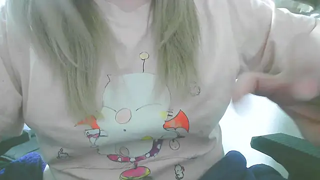 Remi_official's cam snapshot