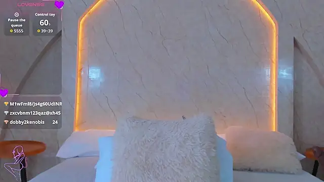 Antonella_Russo1's cam snapshot