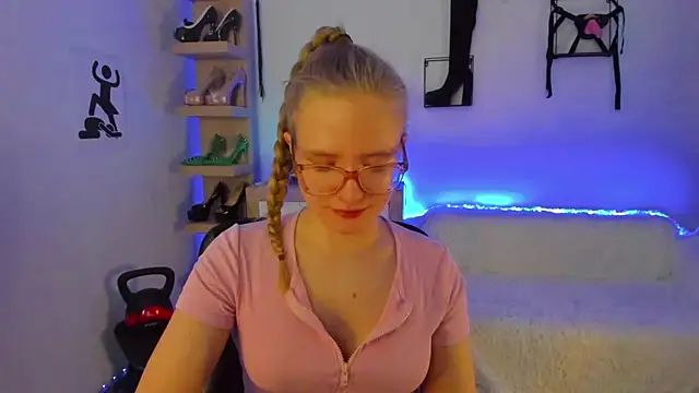 NancyHottie's cam snapshot