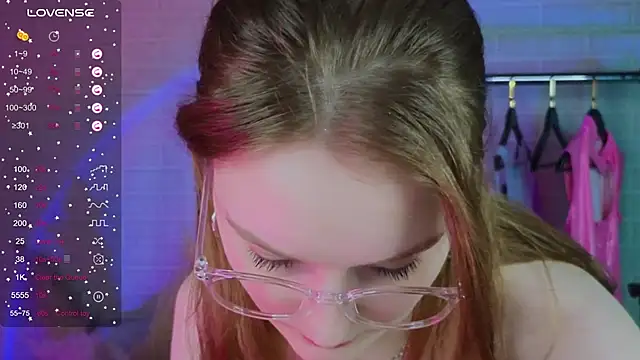 Ginger_Kristin's cam snapshot