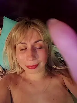 SelinaLovqx's cam snapshot