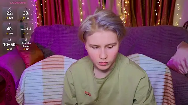 Girls_Fingers's cam snapshot