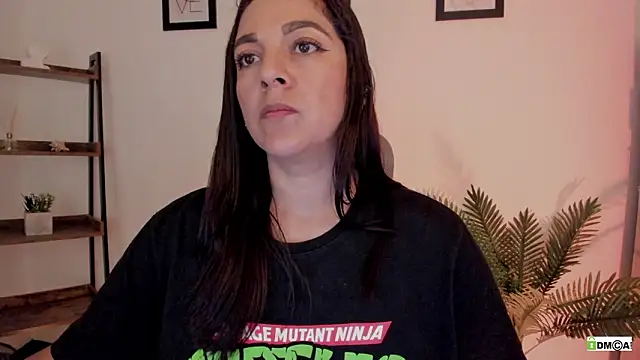 urcute_kitten's cam snapshot