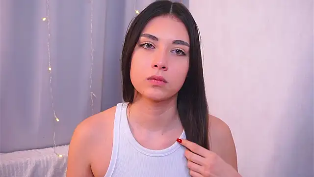 ElyseMangina's cam snapshot