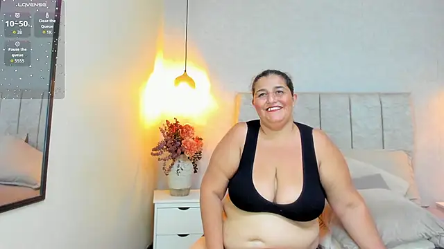 zara_milf's cam snapshot