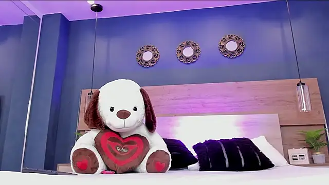 SusanAdams1's cam snapshot