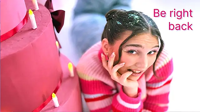 TessaMill's cam snapshot