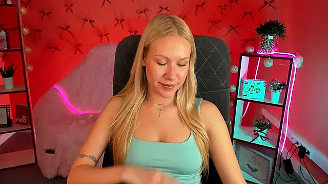 AprilChambers's cam snapshot