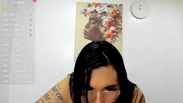 naty_pink live sex cam