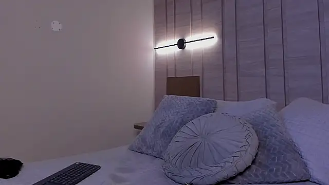 Sienna_brunette's cam snapshot