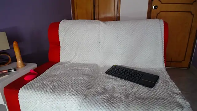 sophia_ny's cam snapshot